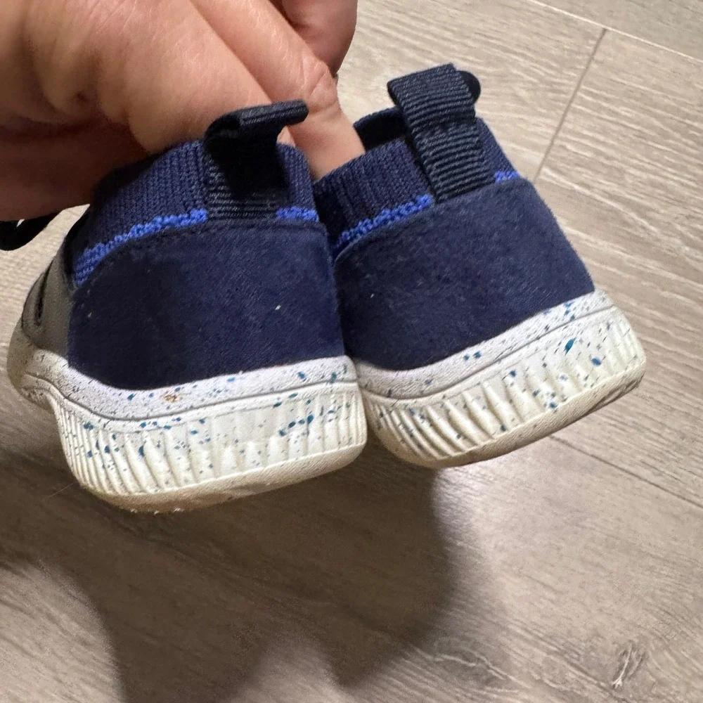 Baby Gap Blue Knit Mesh Lace Up Sneakers Speckled Sole 12-18 Months